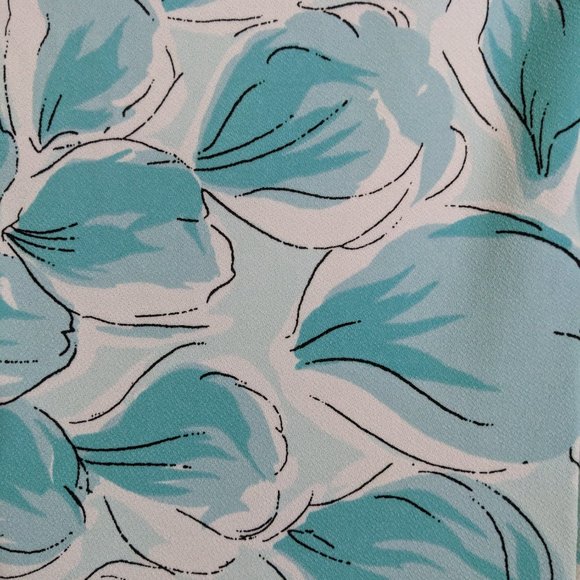 Ann Taylor Sea Blue White Petal Print Faux Wrap Sleeveless Midi Dress - size MP - Picture 9 of 10